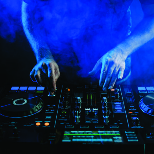 DJ